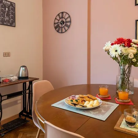 Bnbutler - Principe Eugenio - Casa Corsini, Un Angolo Retro Apartman *