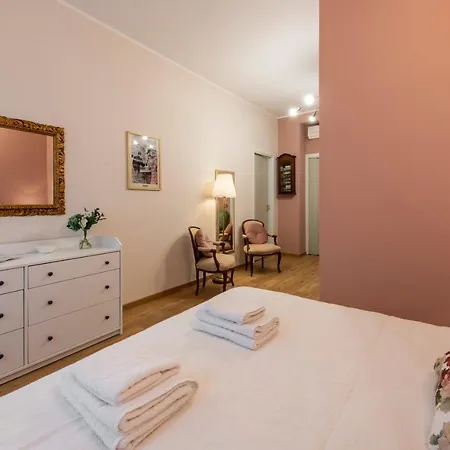 Bnbutler - Principe Eugenio - Casa Corsini, Un Angolo Retro Apartman